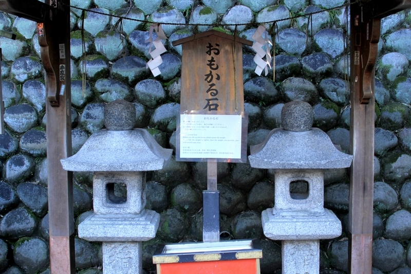 京都で人気の「伏見稲荷大社」の歴史・見どころ千本鳥居やおもかる石についても解説HugKum はぐくむ