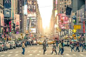 ブルックリン橋とマンハッタンの街並み、アメリカ・ブルックリンからニューヨークのダウンタウンを眺めるの写真素材・画像素材 Image 149886752