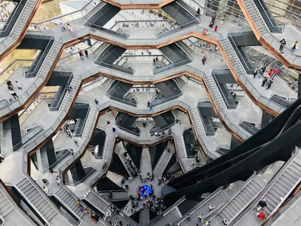 4人が命を落としたNYの巨大アートが3年ぶりに公開再開。障がい者法への対策は未実施ARTnews JAPAN アートニュースジャパン