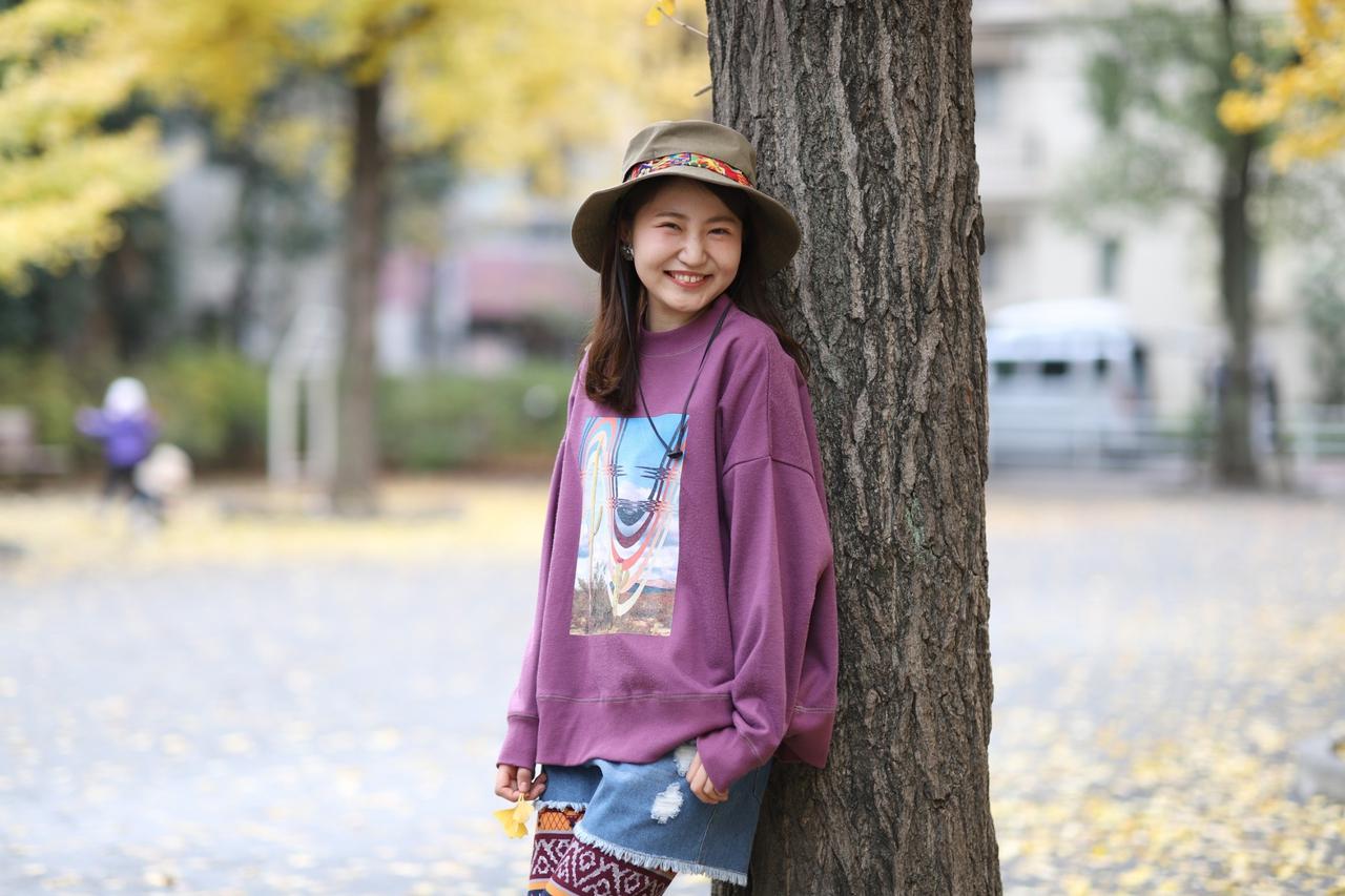 春夏 大人女子のアウトドアコーデ。キャンプやピクニックにぴったりな着こなしは？Niau ニアウ