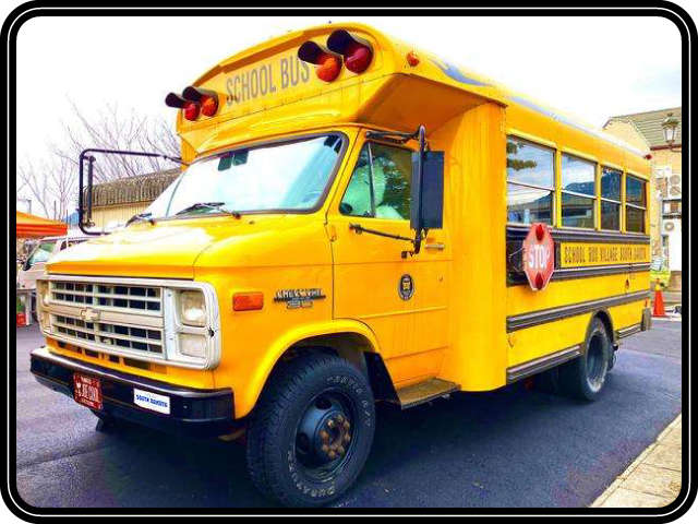 USスクールバス ミドルサイズ – BUGS