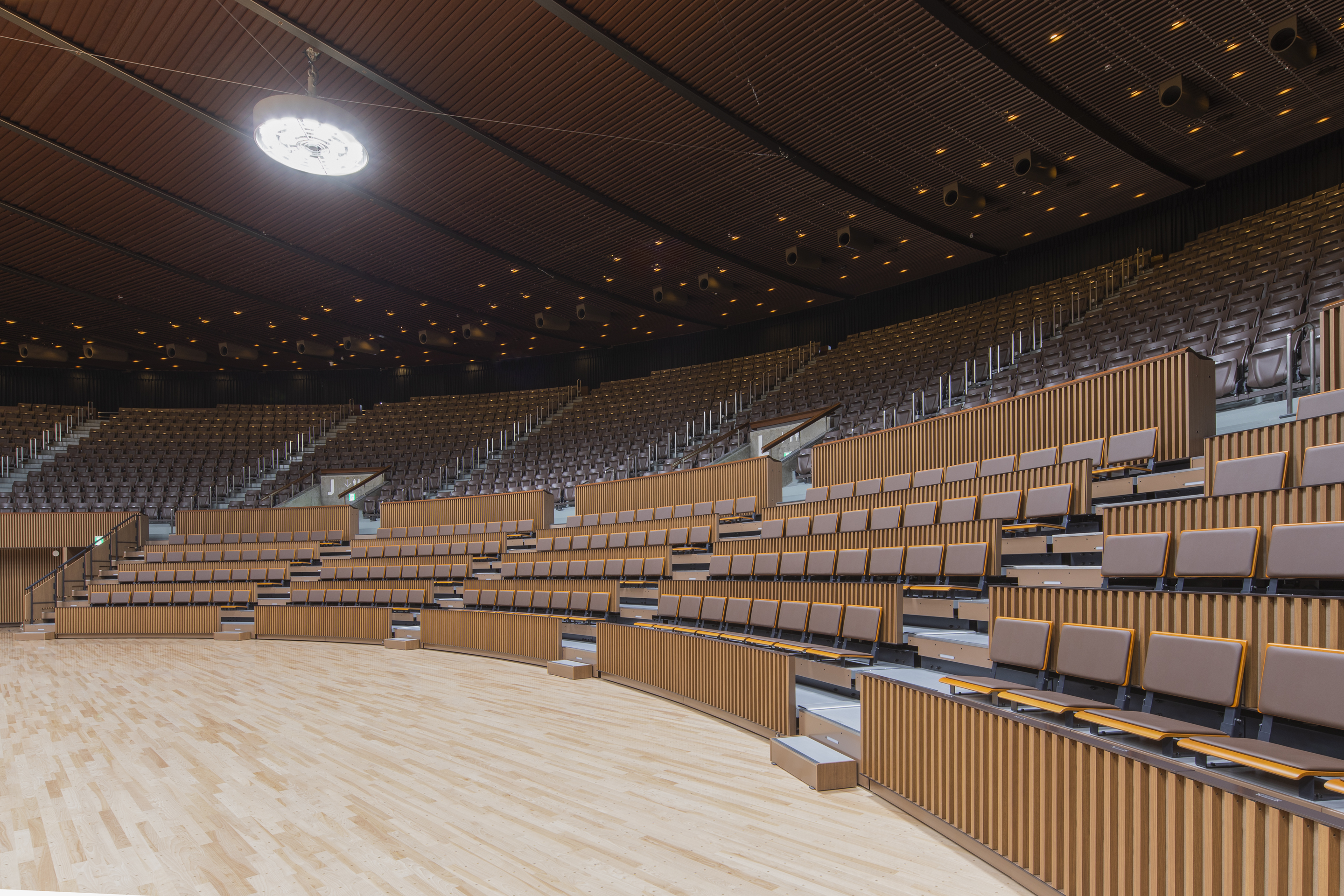 国立代々木競技場③原宿駅から代々木第一体育館への行き方と駅コインロッカーカフェ巡りとライブ参戦日記