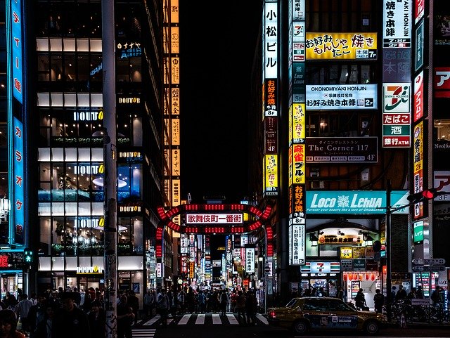 新宿でおすすめハプニングバー13店舗を網羅｜2024年最新情報 - 実録！ハプバー情報局