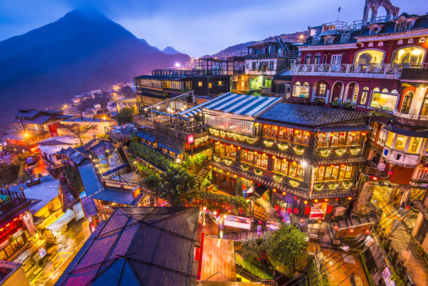 中山北路周辺の街並み台湾夜市