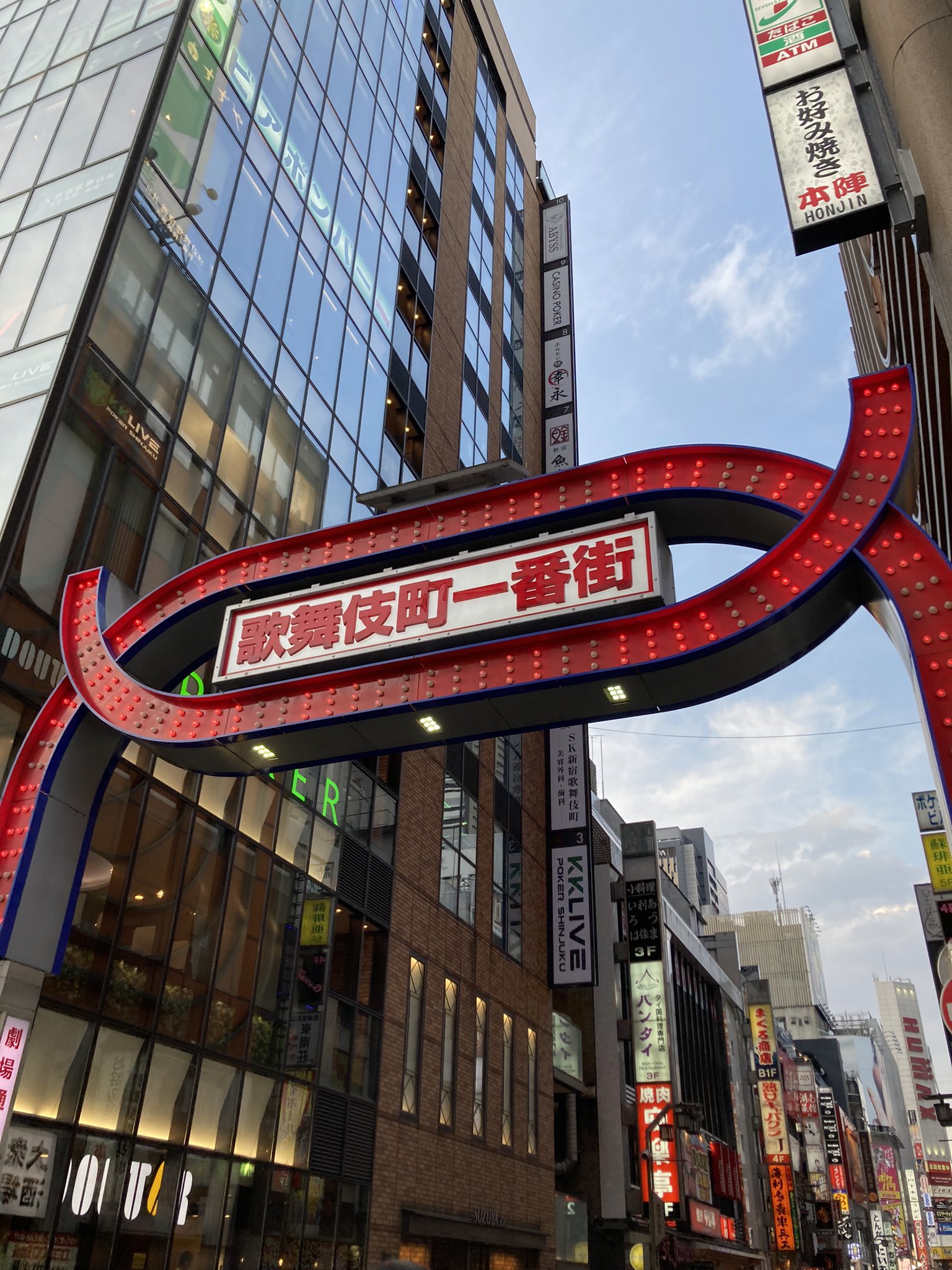 新宿歌舞伎町一番街周辺のラブホ情報・ラブホテル一覧カップルズ