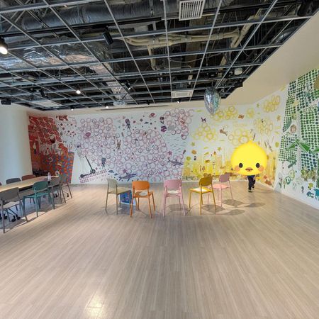 オモカド 東急プラザ表参道 の万華鏡のようなｴﾝﾄﾗﾝｽ冨田秀雄建築アトリエ