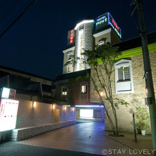 ミント歌舞伎町 / 新宿区｜カップルズ