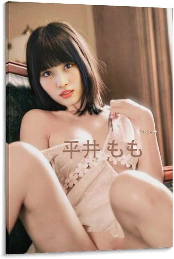 TWICEモモ乳輪＆乳首GIF！エロ衣装と私服の抜ける画像140枚超！ | 芸能人のエロ画像