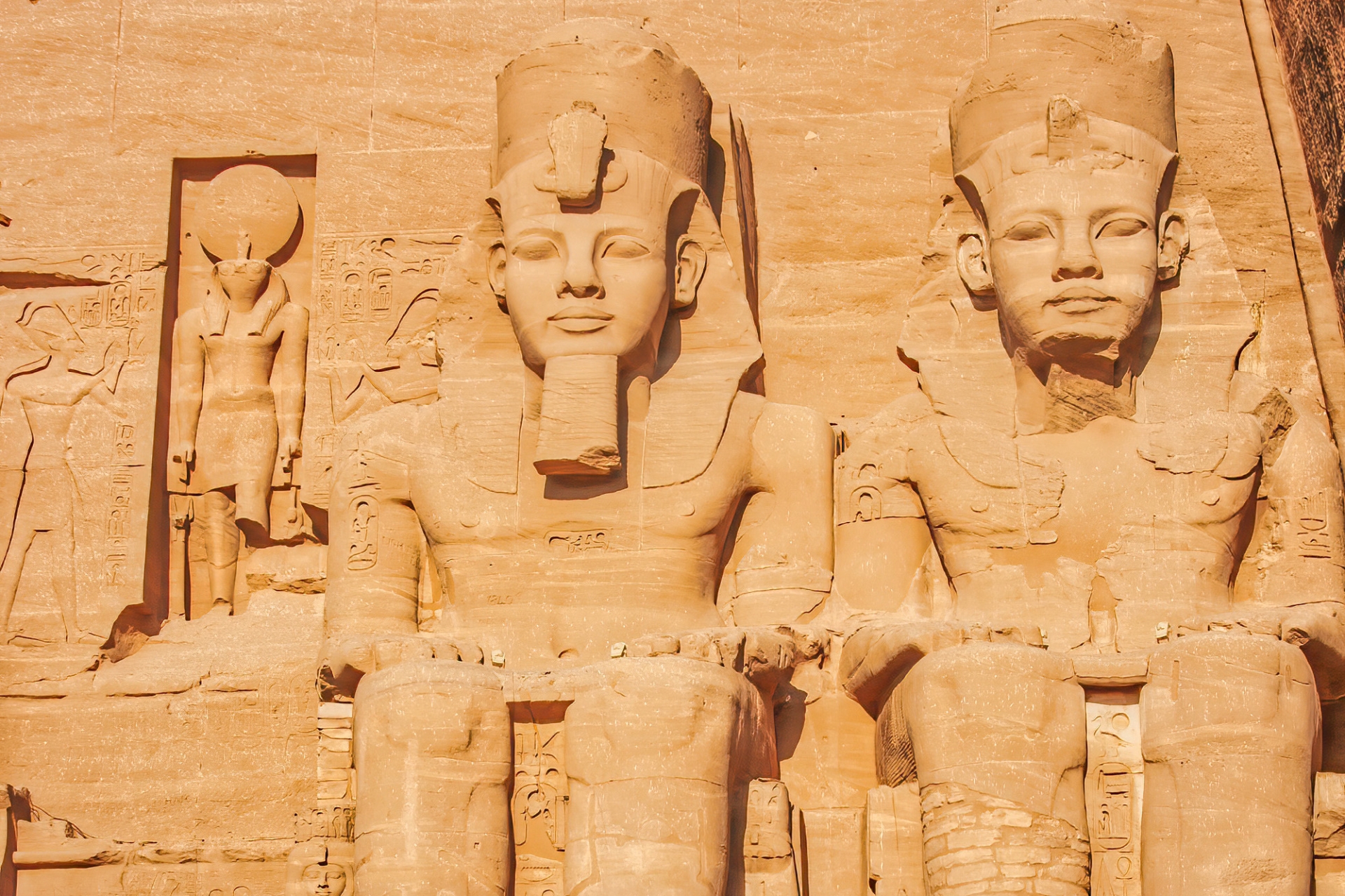 アブ・シンベル神殿ってどこ？行き方や料金を紹介水没を逃れた遺跡 2024年最新- Ayutabi