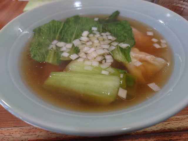 利久庵（りきゅうあん）は関内で有名な老舗の蕎麦屋！彩りよくおいしいそばに満足 | ハマのくま横浜散歩