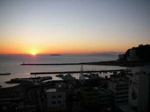 神々しい光に包まれよう！静岡県 絶景初日の出スポット10選 静岡県の情報サイト