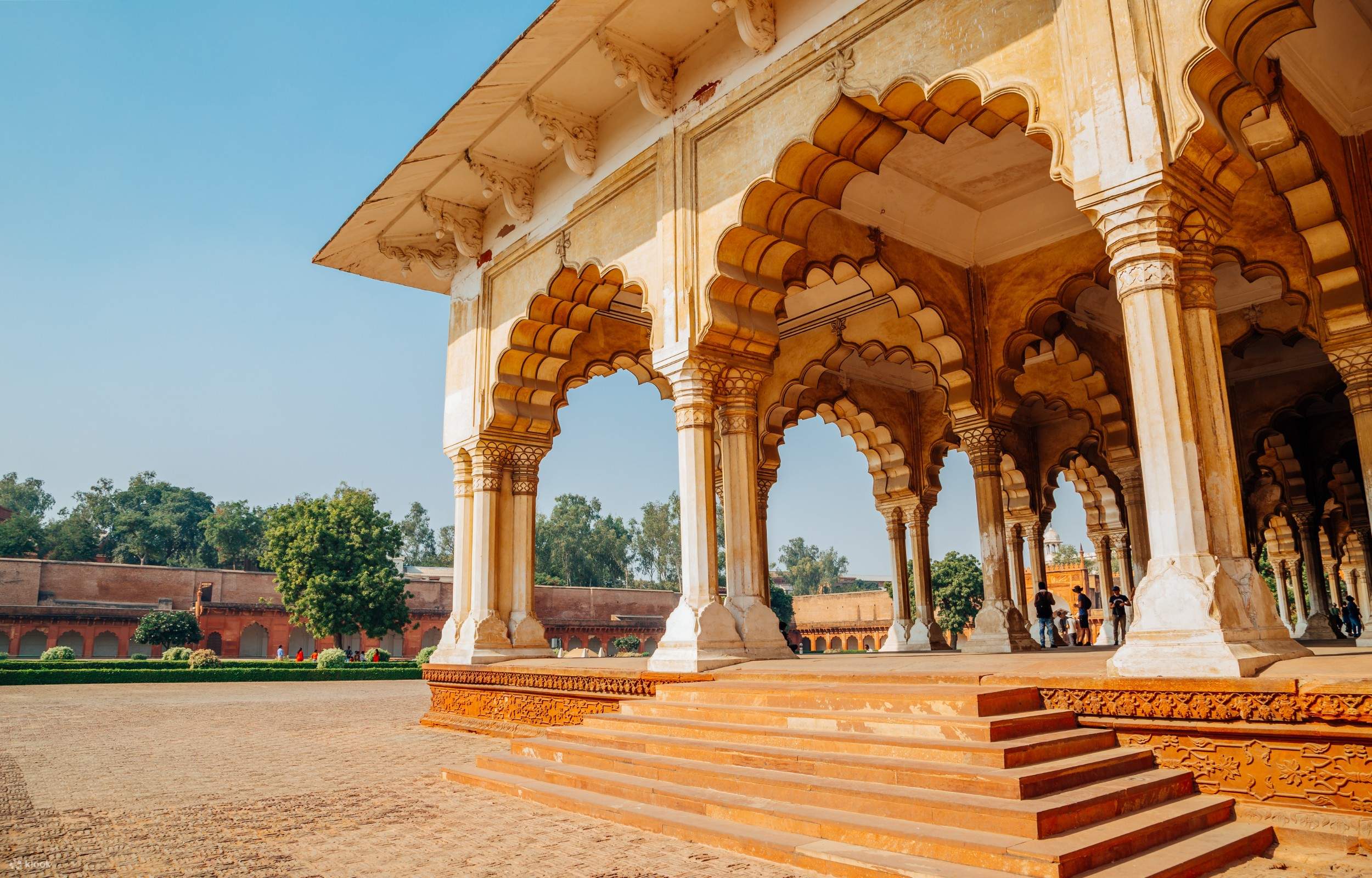 2025 アグラ：タージマハルの優先入場チケット、提供元：Best India