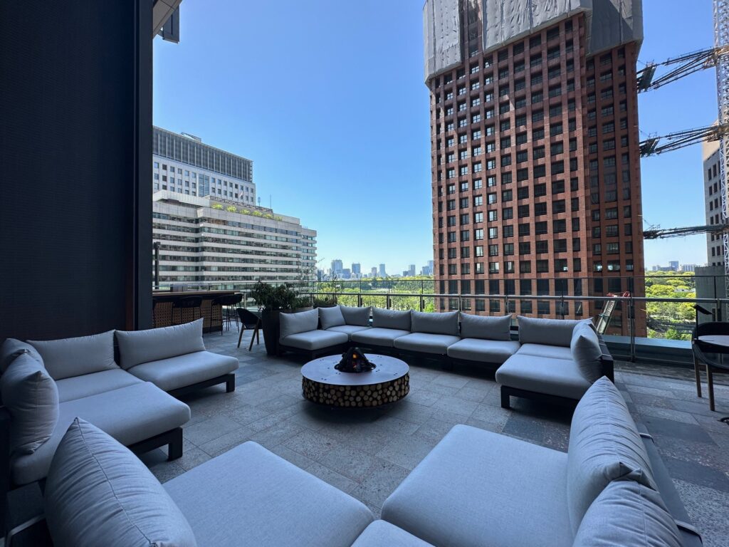 丸の内でイルミネーションを楽しんだ後にぴったり！WINTER TERRACE inmarunouchiHOUSEの暖かいテラス でお酒とグルメを堪能してきたウォーカープラス