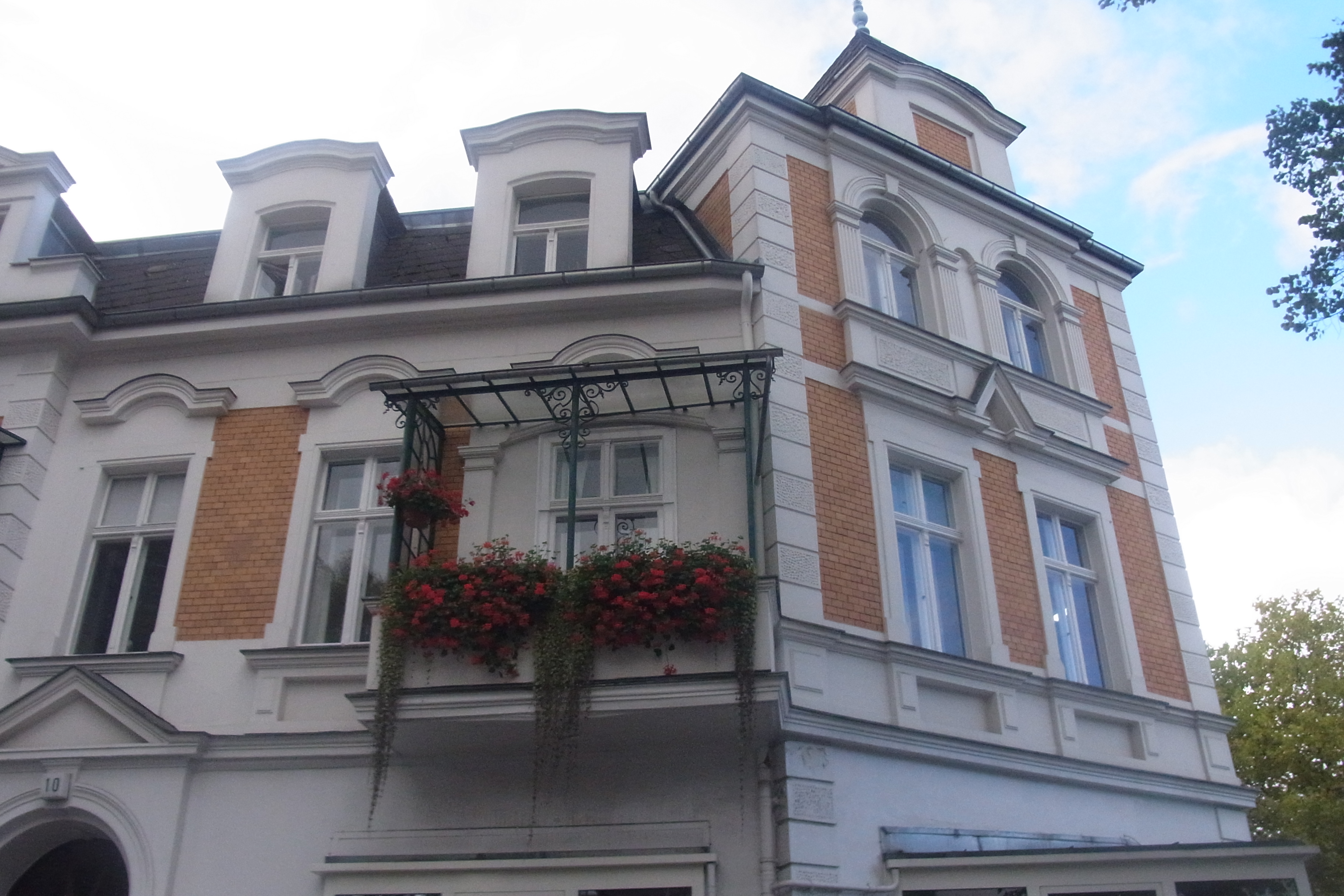 2024年度版：ドイツワーホリ 住居探しの手順についてgaku979