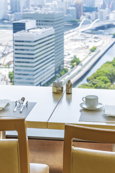 THEBAR ザロイヤルパークホテル東京汐留 の口コミと評判は？ランチやケーキセットの内容とおすすめ度