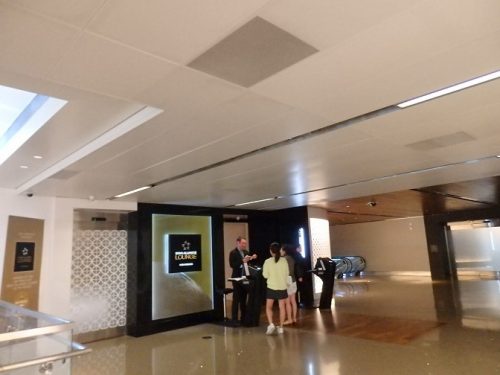 LAX ロサンゼルス国際空港スターアライアンスラウンジUp in the SKY