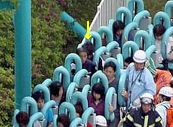 動画 メキシコの遊園地のジェットコースターが突如脱線し大事故 2人が死亡し2人が大怪我ゴゴ通信ゴゴ通信