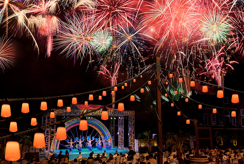 ナイトプールや花火、クルージングも！ハウステンボス「サマーフェスティバル~光の街の夏祭り~」