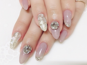 東銀座ネイル✴︎ulucca nail salon 鈴木ゆうこ