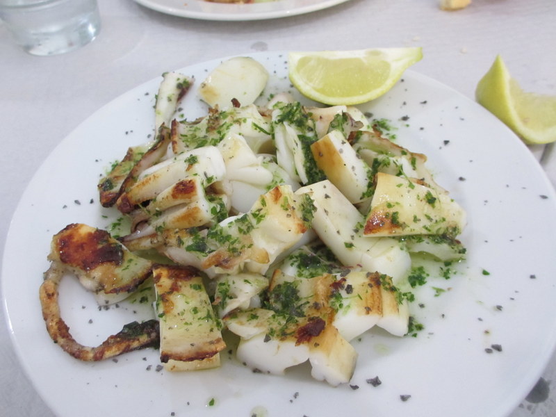 バルセロナで最も人気のあるタパスをご紹介します