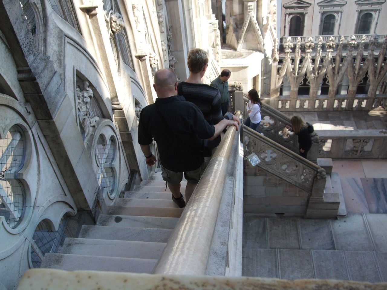 ミラノ大聖堂 世界遺産ミラノで最も有名な観光スポット- せかとら世界を旅するプライベートツア