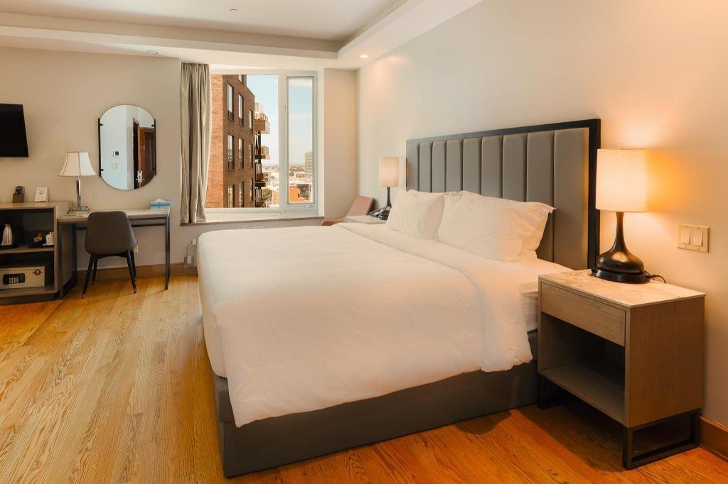 ラガーディア空港ホテルクイーンズNYCHoliday Inn Express LaGuardia ARPT