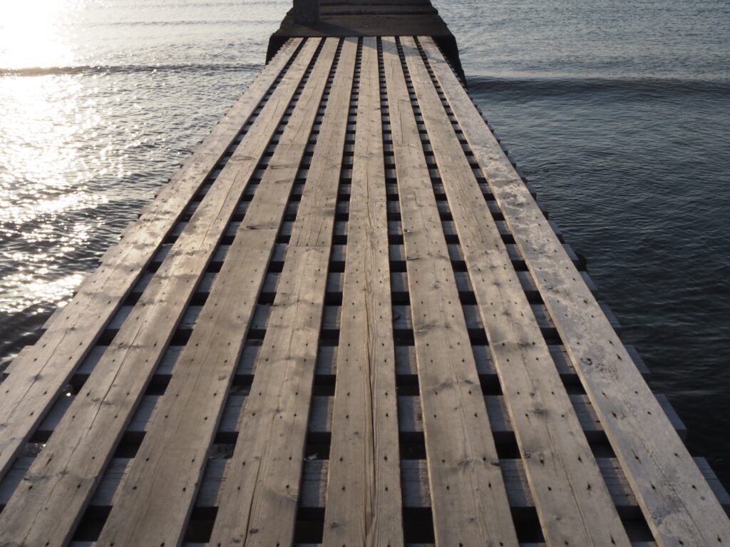 SNSでも話題！岡本桟橋 原岡桟橋 で眺める夕焼けと富士山夜景FANマガジン
