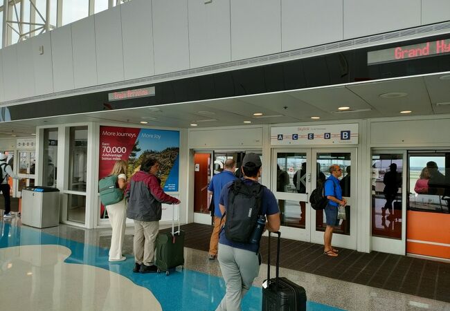 ダラス・フォートワース国際空港 - Wikipedia