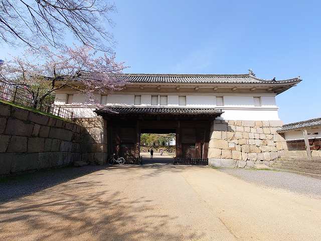 善通寺市デジタルミュージアム 善通寺駅 -