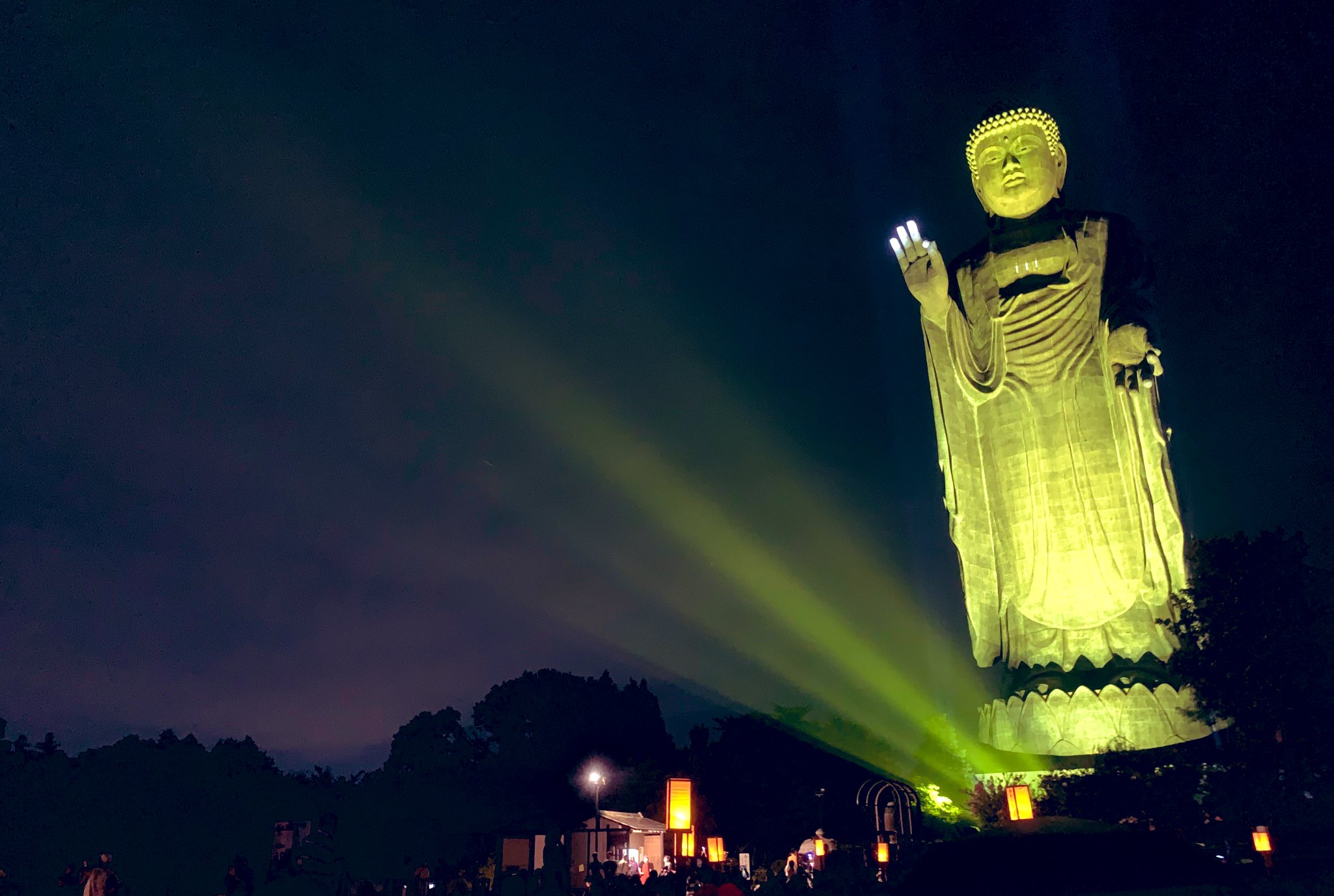 牛久大仏の新年花火イベントTikTok