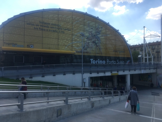 写真付き解説 ミラノ・マルペンサ空港から鉄道で中央駅に行く方法│世界旅行雑記帳