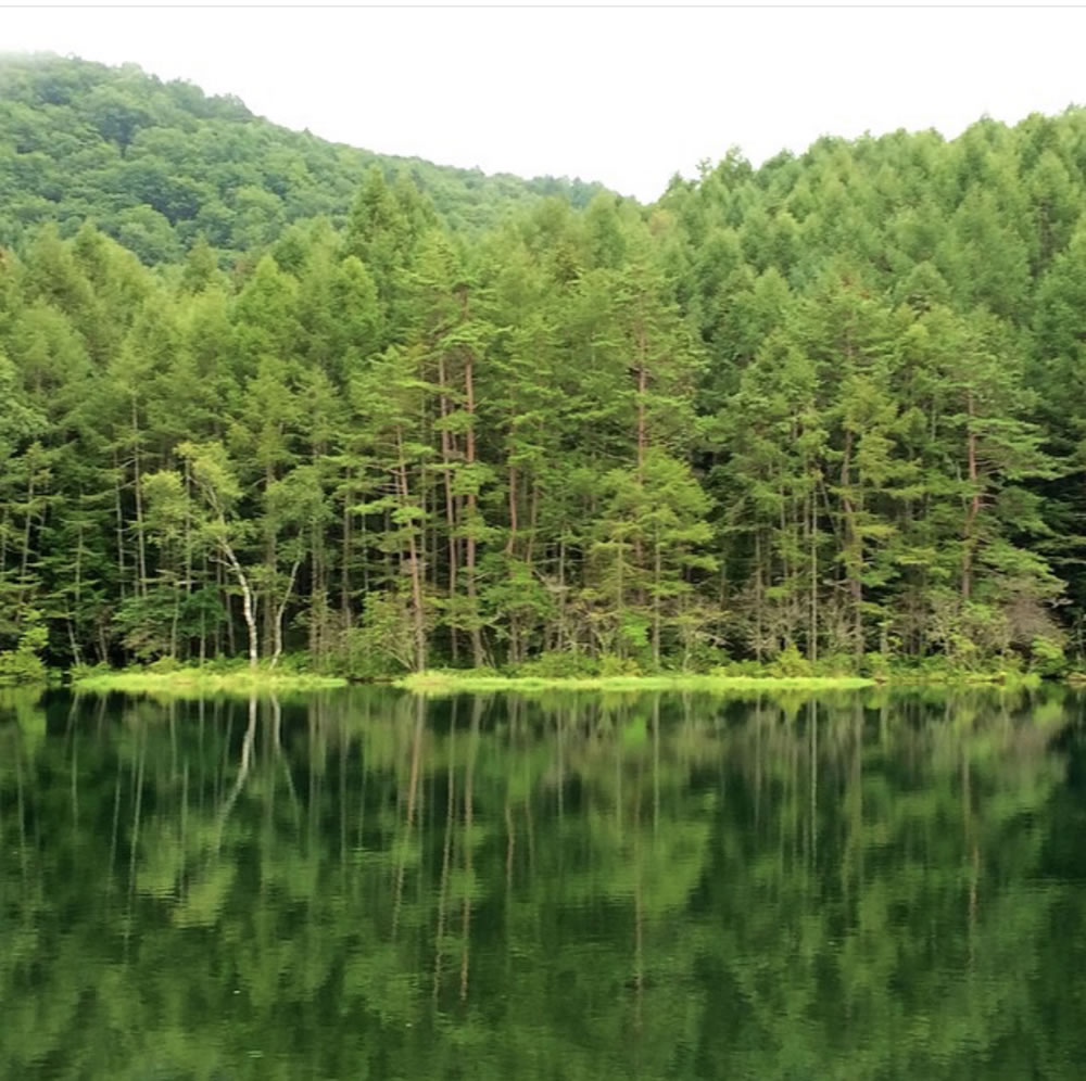 御射鹿池 長野県茅野- 水辺遍路