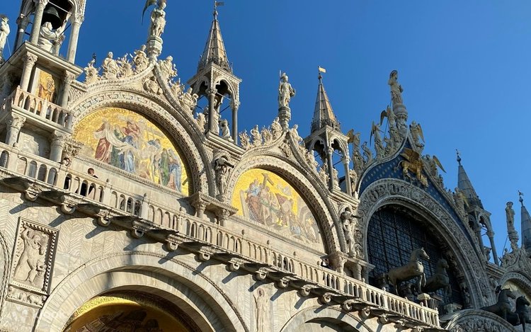 サン・マルコ大聖堂 入場チケットイタリア 旅行の観光・オプショナルツアー予約 VELTRA ベルトラ