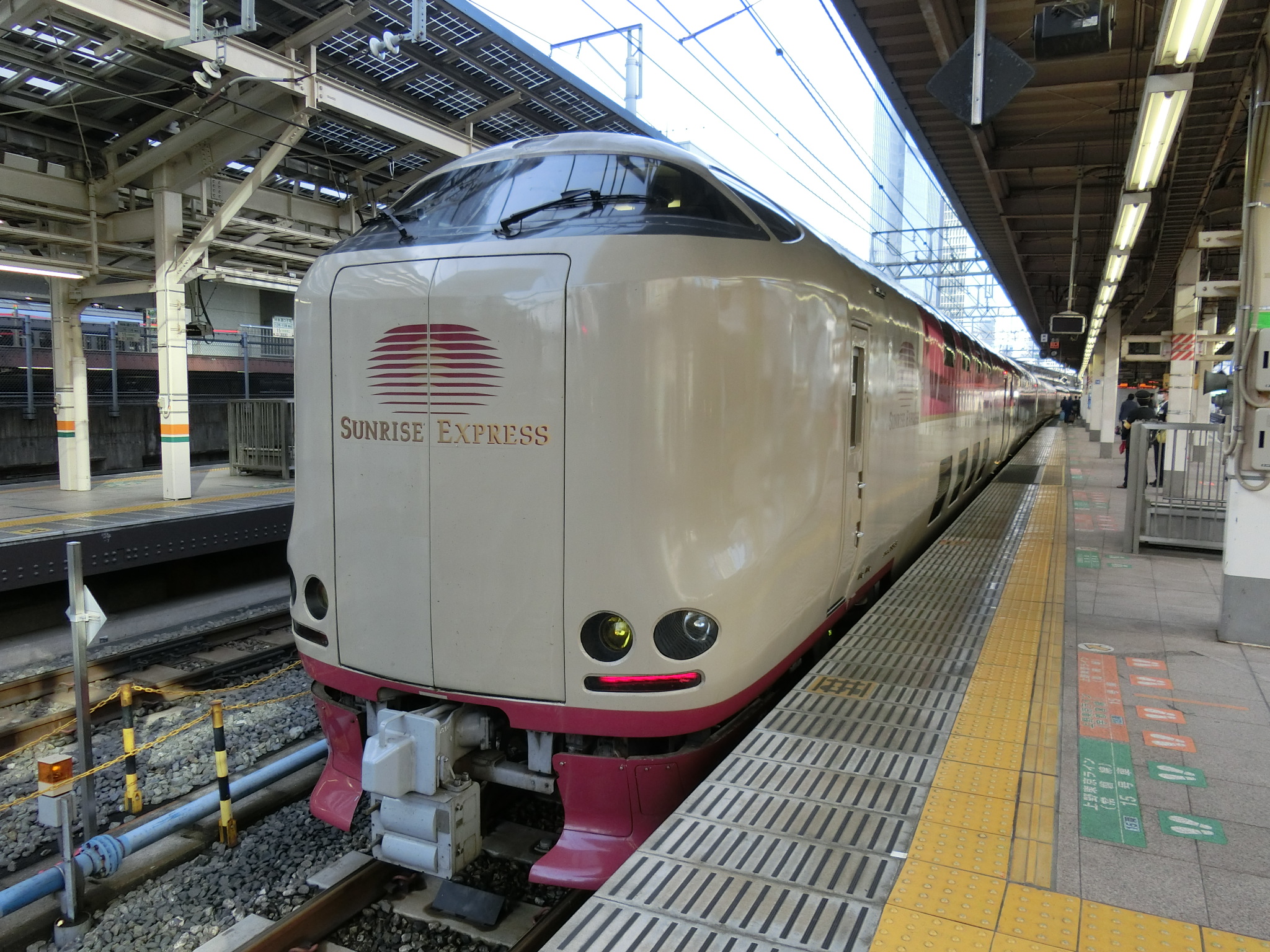 眠っている間に四国・山陰へ！ 日本最後の寝台特急「サンライズ瀬戸・出雲」とは？料金、お得情報も！ –