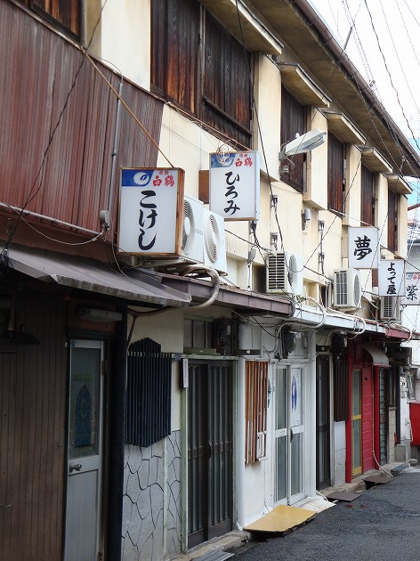 大阪 信太山新地の体験談・口コミ⑦「ぎんねこ」編 │ すすきの浮かれモード