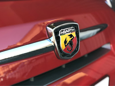 外車 輸入車 の有名メーカーのエンブレム一覧外車・輸入車の買取専門 外車バトン