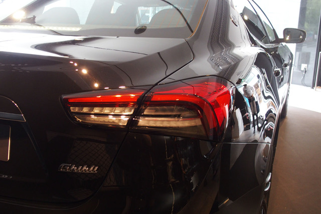 マセラティ クアトロポルテ S Q4 4WD