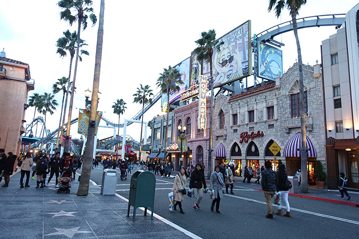 ＵＳＪのハリウッド・エリア 期間限定のアトラクションも！人気のお土産は？ ２０１６年USJの遊び方 イベント・アトラクション情報・グッズ紹介