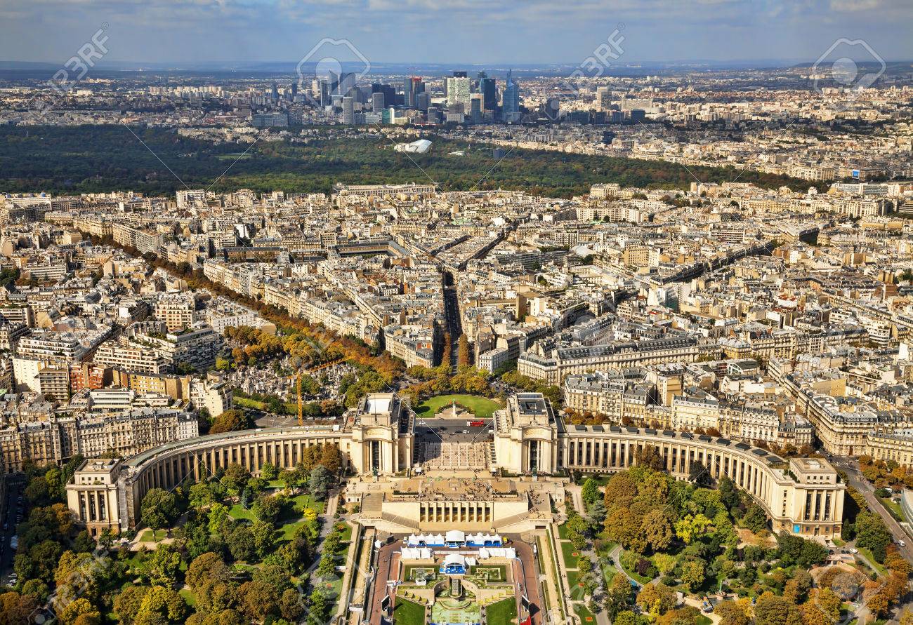 Amazon.co.jp: エッフェル塔の眺め 青空 窓