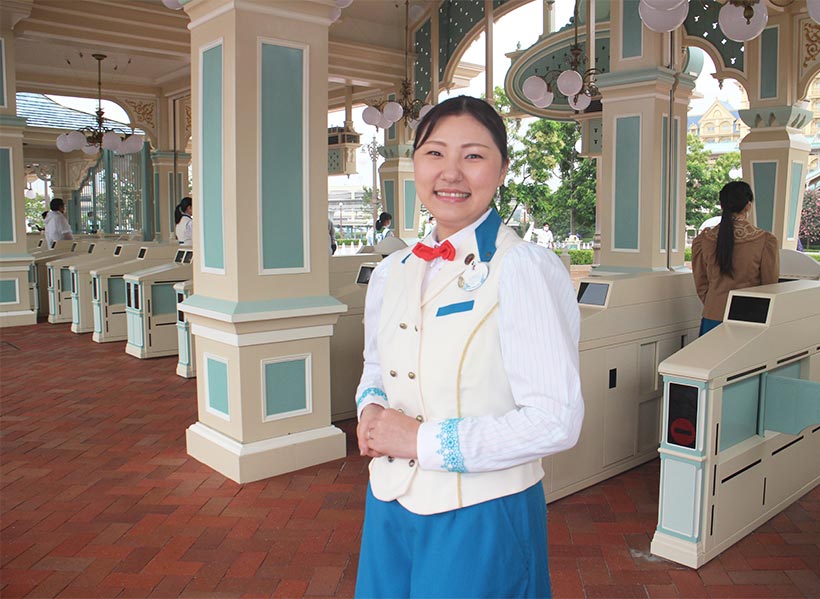 東京ディズニーランド、メインエントランス西側がリニューアルオープン - 日本経済新聞