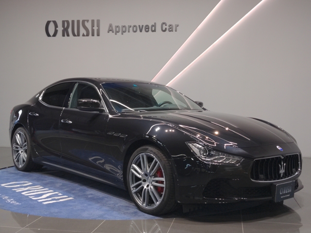 マセラティ グラントゥーリズモ スポーツ 正規ディーラー車 現行モデル