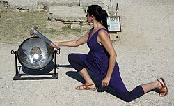 富士山頂に太陽の聖火台 世界的デザイナーの佐藤オオキ氏が考案 - サンスポ