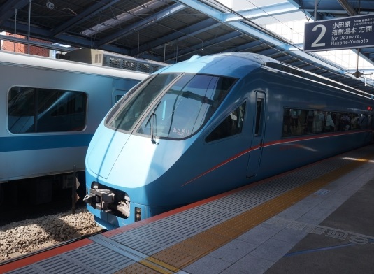 箱根 割引 ロマンスカー＆宿泊セットがおすすめ！旅行サイトの料金も比較！てまりの虫めがね