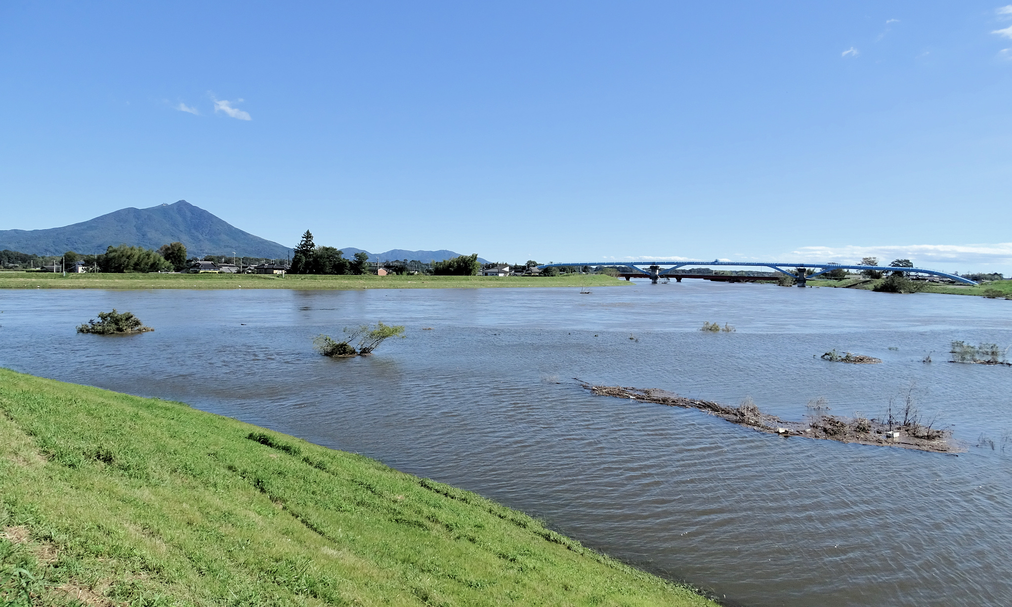 筑波山と母子島遊水地 ： 筑西市観光協会