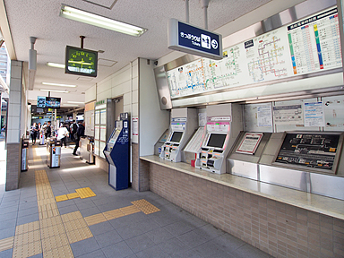 看板 阪急山田駅 ホーム No.2関西の駅・電車・交通・屋外広告の検索サイトekico エキコ
