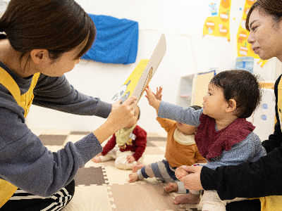 職人スタイル | 【10tダンプ・重機オペ】-岸和田市- 40代の男性スタッフ活躍中!これまでの経験を活かして活躍してください!