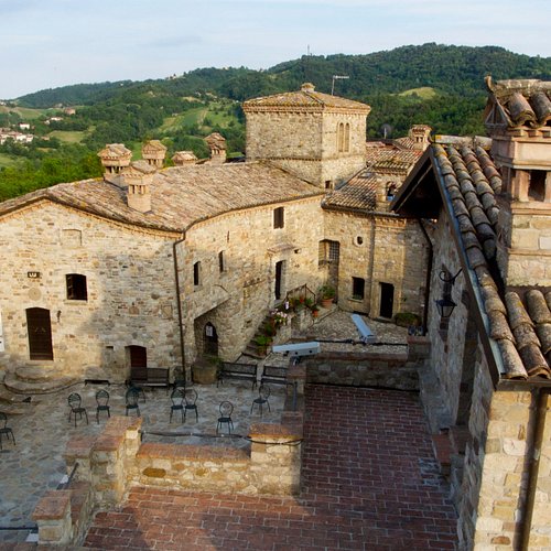 Way to Canossa、またはカノッサの屈辱 : ヴァイオリン工房は不思議の部屋