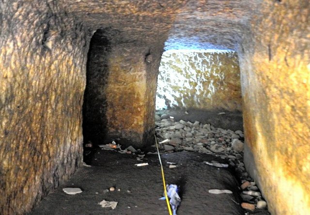 四国のおすすめ観光スポットをご紹介 > コトバス> 四国初めての本格的な防空壕<