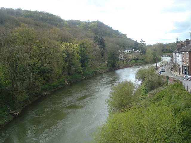 世界遺産巡り 26 イギリス産業革命の象徴!! 世界初の鉄橋アイアンブリッジへ