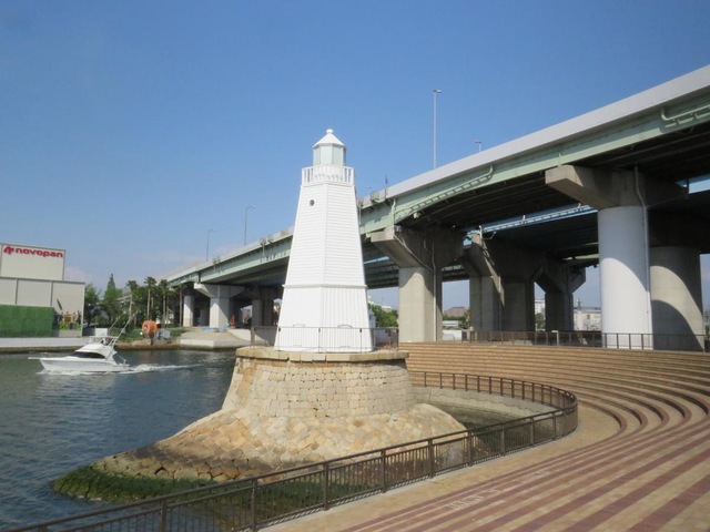 日本最古の木造灯台「旧堺燈台」で海辺のお散歩＆周辺グルメ 堺・南河内の観光スポット ：│さかにゅ